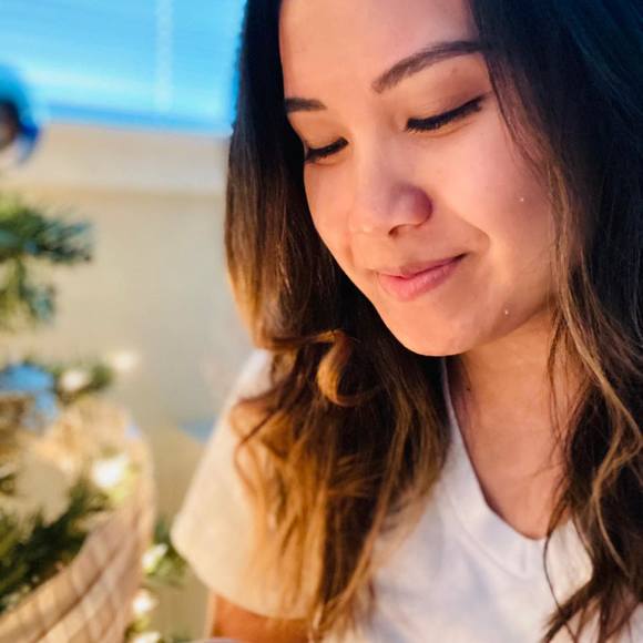 Poshmark profile picture for @tanamly